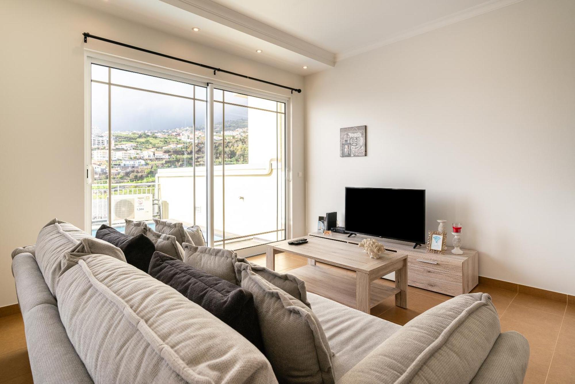 Casa Agrela By Rent2U, Lda Villa Calheta  Exteriör bild