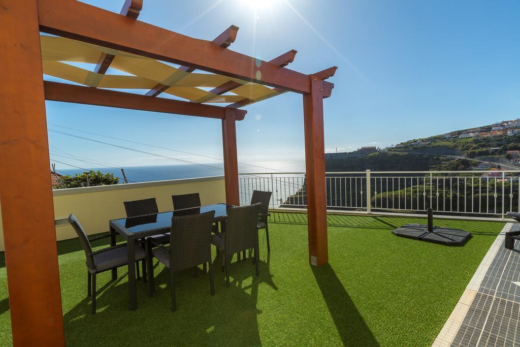 Casa Agrela By Rent2U, Lda Villa Calheta  Exteriör bild